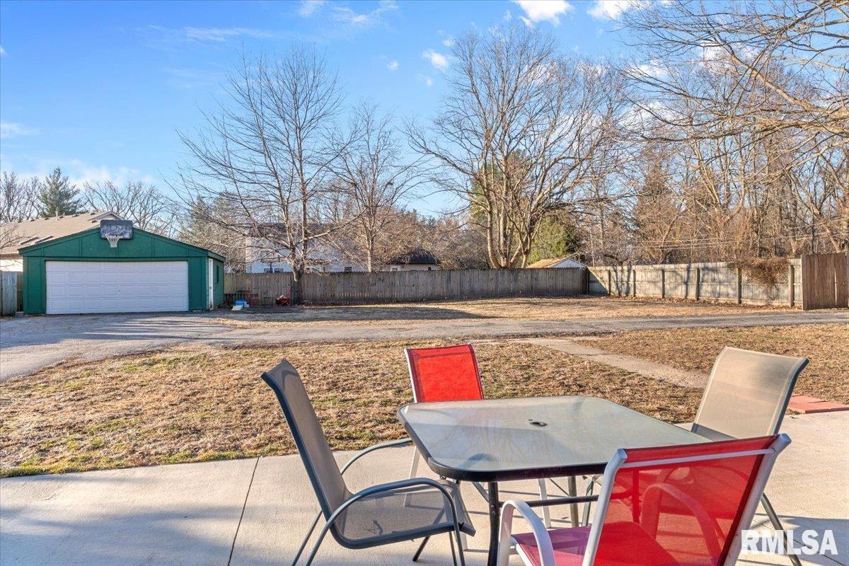 4216 Old Jacksonville Road Springfield, IL 62711 - Photo 28 of 32