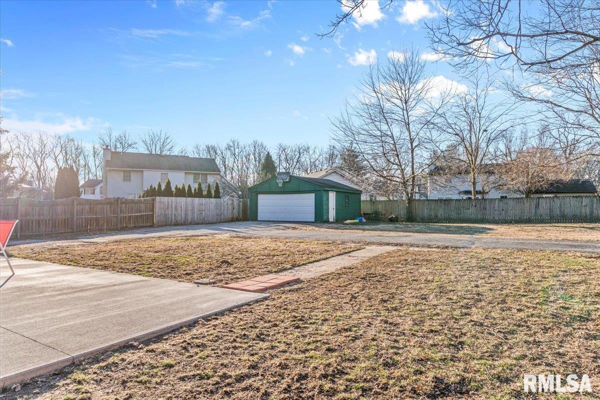 4216 Old Jacksonville Road Springfield, IL 62711 - Photo 30 of 32