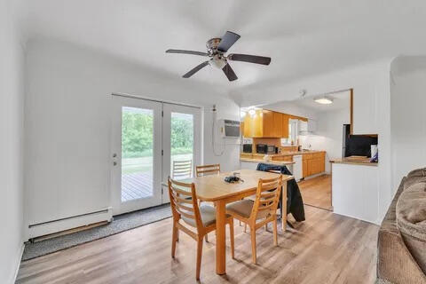 7038 Whitmore Lake Road Whitmore Lake, MI 48189 - Photo 8 of 48 IMG_0376