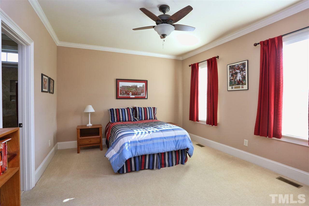 3615 Silver Forrest Lane Raleigh, NC 27614 - Photo 15 of 25 Gallery Image 15