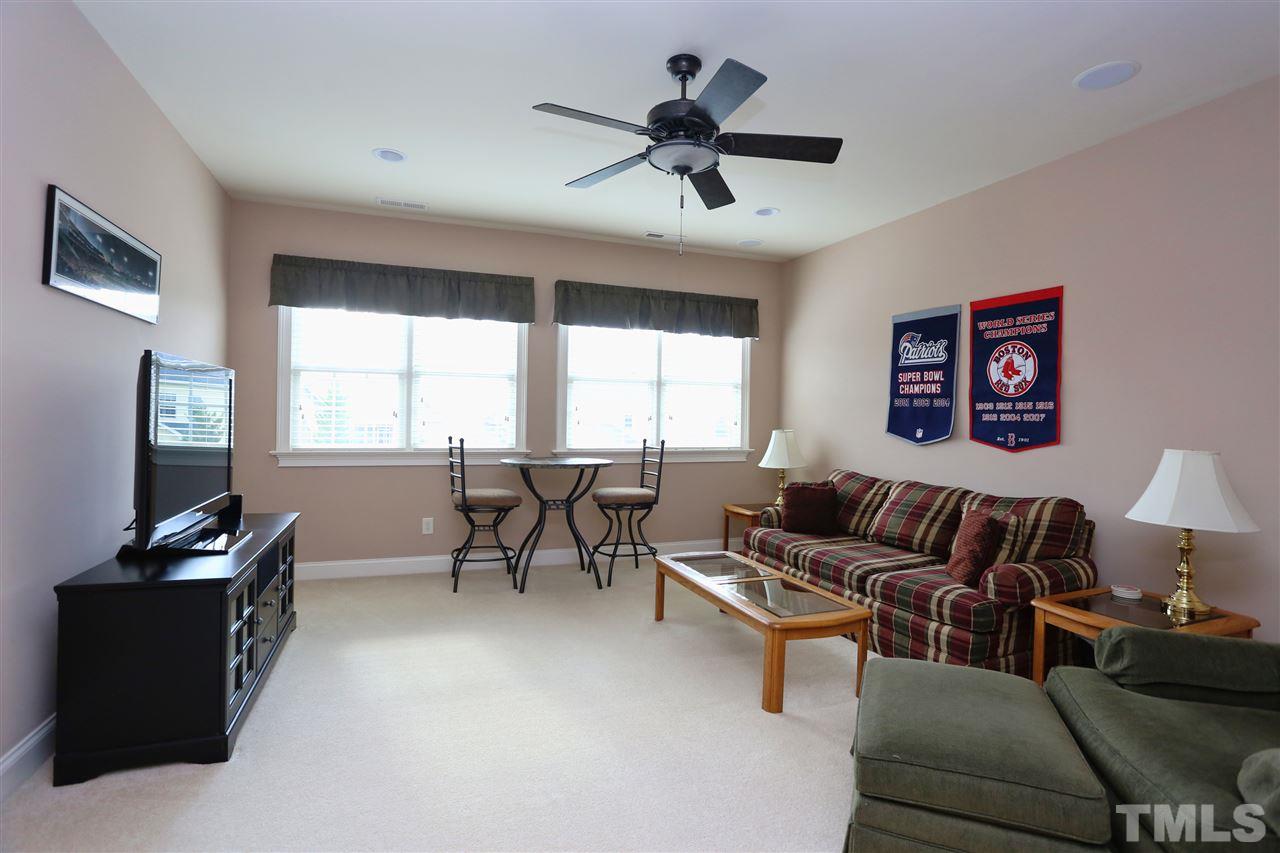 3615 Silver Forrest Lane Raleigh, NC 27614 - Photo 18 of 25 Gallery Image 18