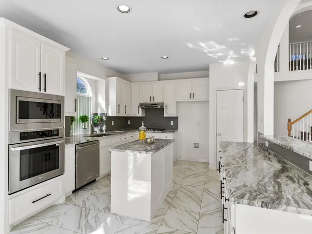 $645,000 | 118 Wentwood Drive, Murphy, TX 75094