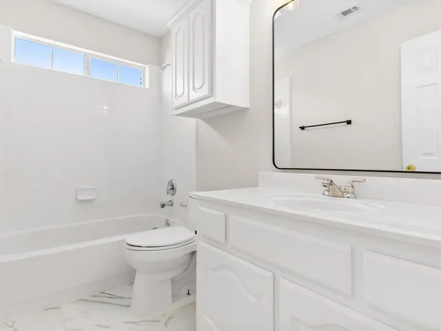 $645,000 | 118 Wentwood Drive, Murphy, TX 75094