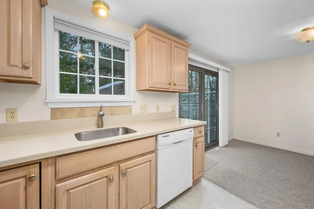 $389,000 | 1160 Phinneys Lane, Unit 2B, Centerville, MA 02632