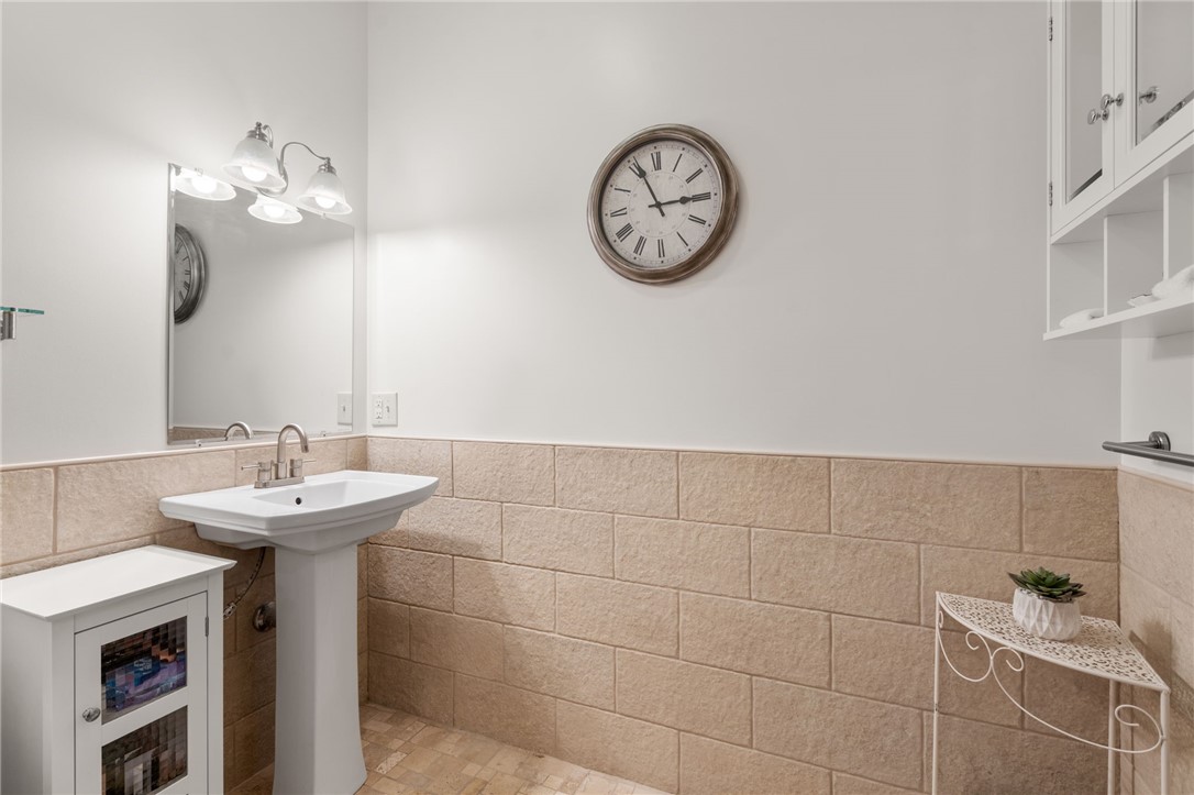 595 Sherman Farm Road Burrillville, RI 02830 - Photo 22 of 37