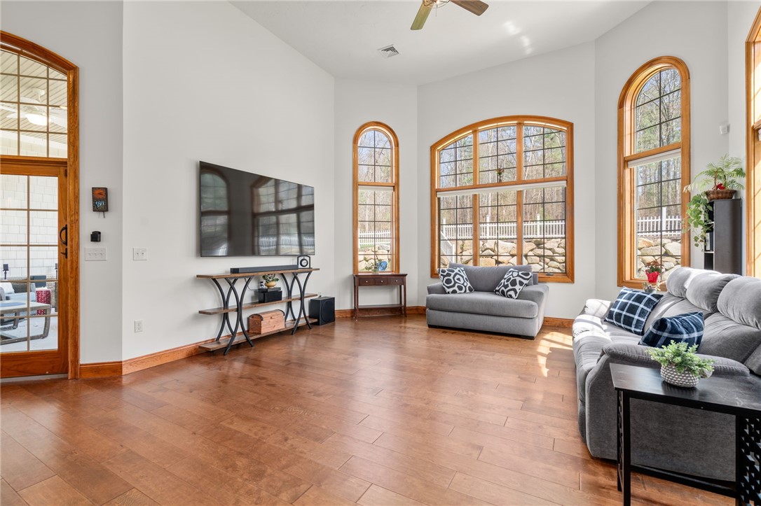 595 Sherman Farm Road Burrillville, RI 02830 - Photo 9 of 37