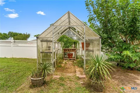 $370,000 | 2967 South Old Robinson Road, Lorena, TX 76655