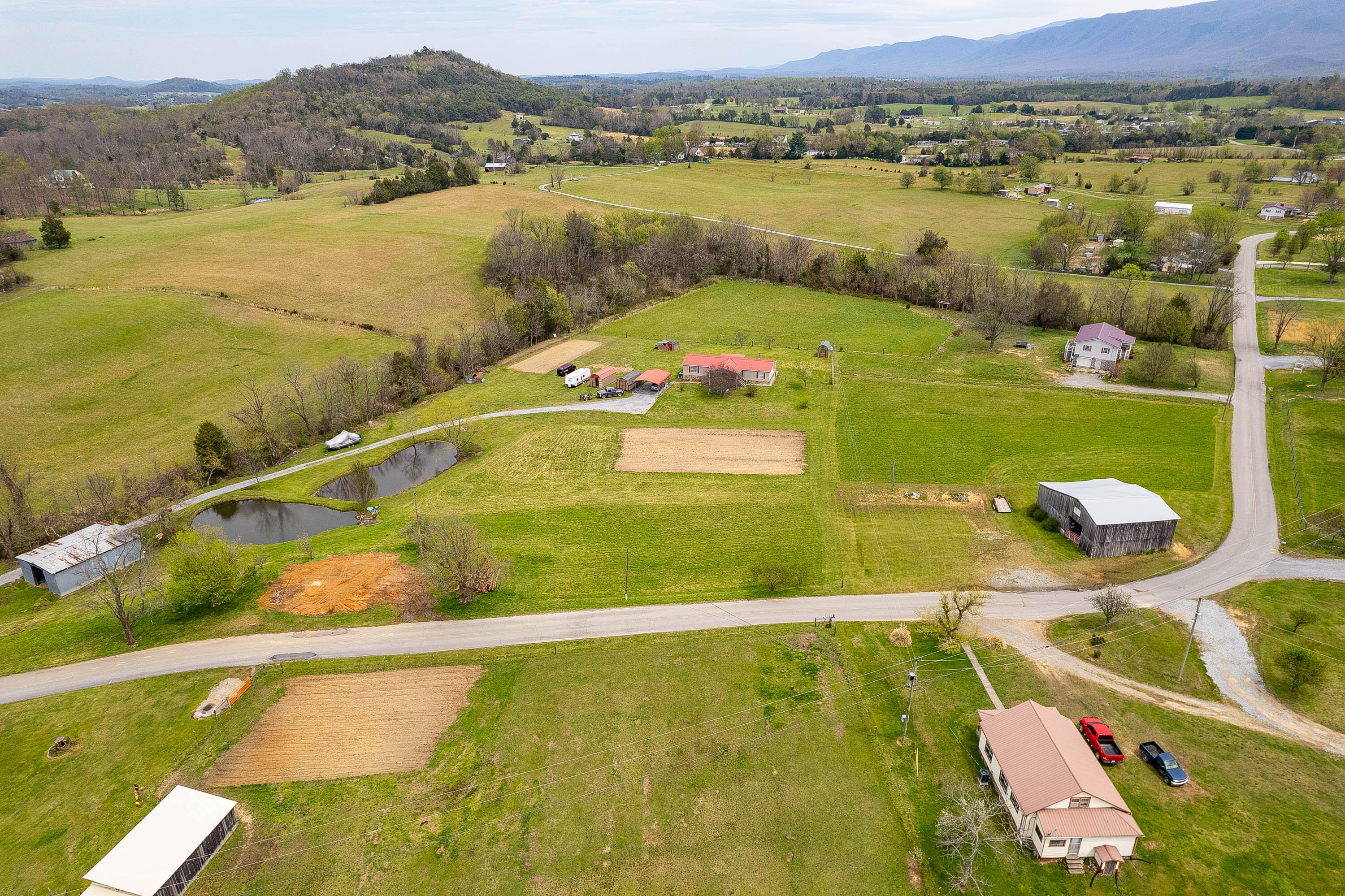 1085 White Sands Road, Unit 34 Greeneville, TN 37743 - Photo 5 of 23 White Sands-4