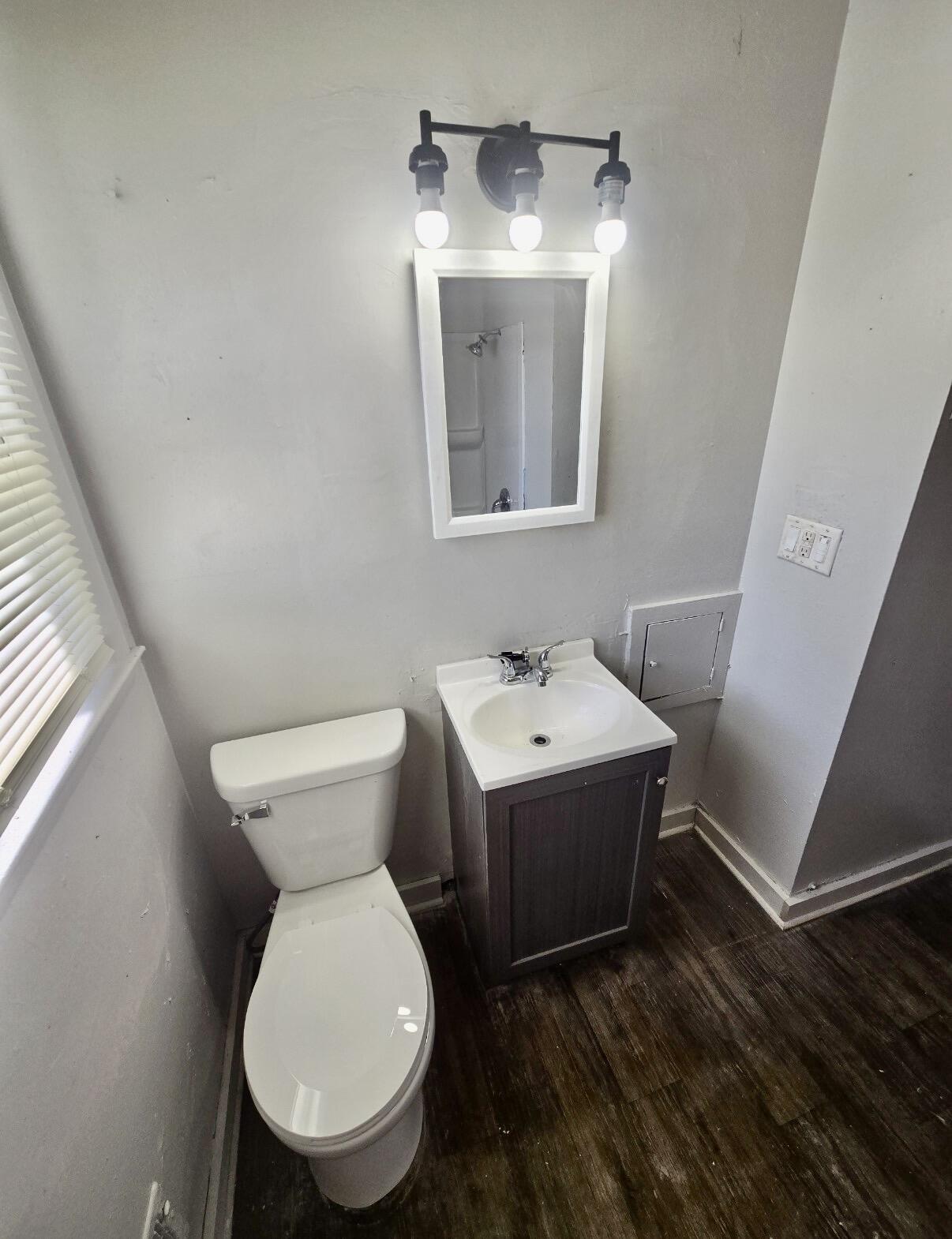 5280 North 65th Street Milwaukee, WI 53218 - Photo 6 of 18 IMG_6843