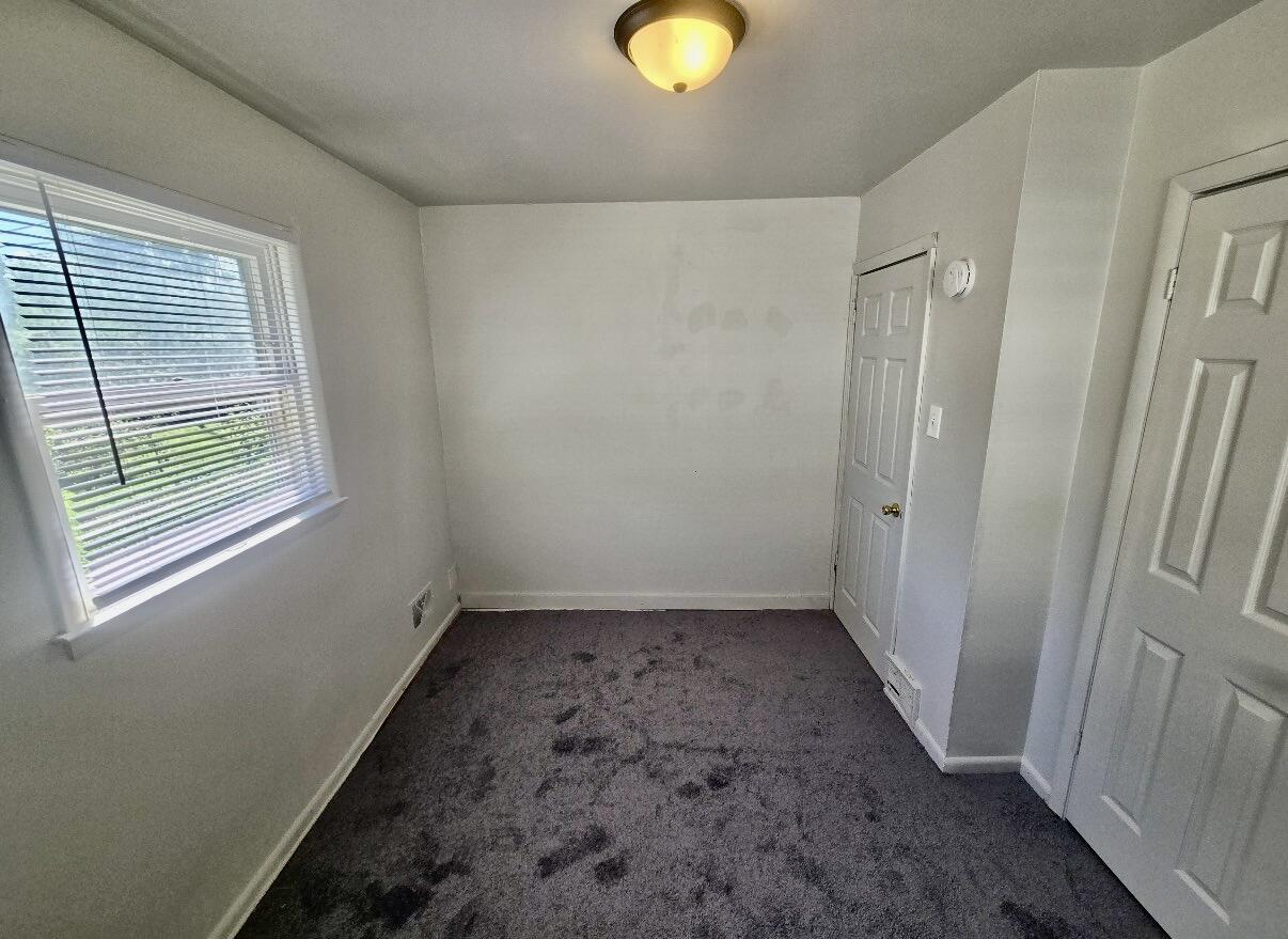 5280 North 65th Street Milwaukee, WI 53218 - Photo 10 of 18 IMG_6834