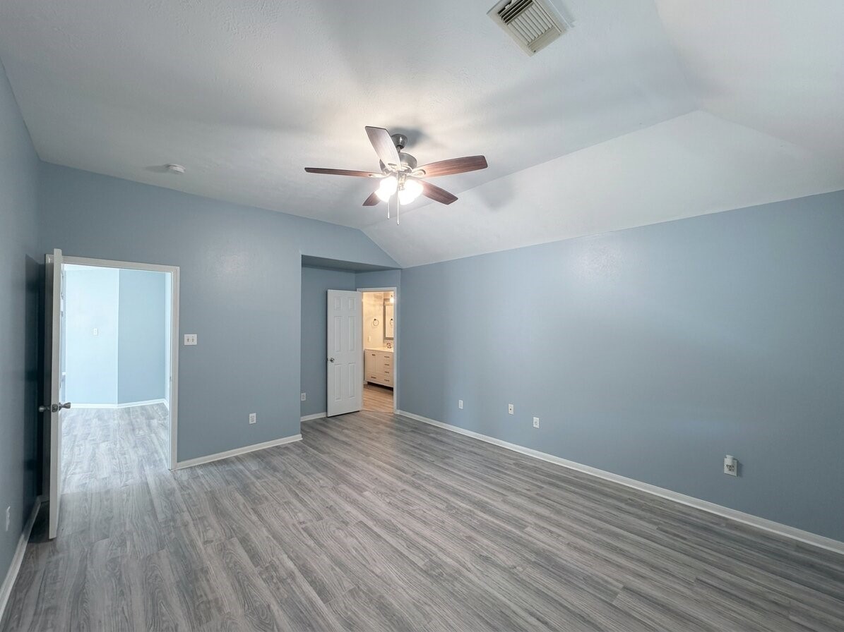 2447 Fox River Lane Spring, TX 77386 - Photo 10 of 23