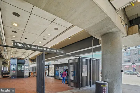 $800,000 | 15 Todd Place Northeast, Washington, DC 20002