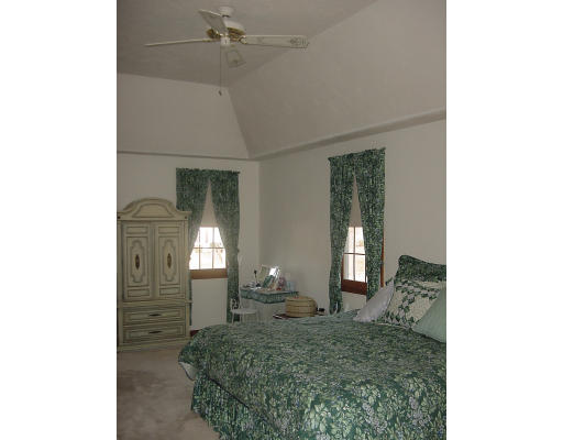 19 Pheasant Ridge Road Canton, MA 02021 - Photo 9 of 10