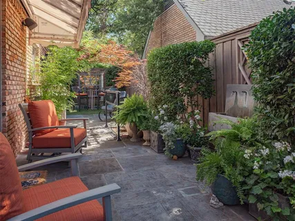 $2,279,000 | 7715 Southwestern Boulevard, Dallas, TX 75225