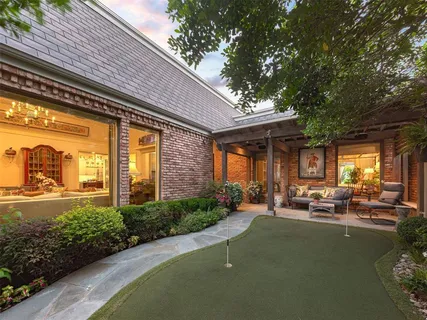 $2,279,000 | 7715 Southwestern Boulevard, Dallas, TX 75225