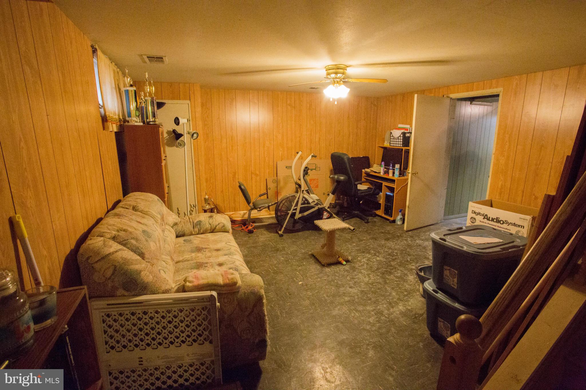 4395 Crest Heights Road Baltimore, MD 21215 - Photo 16 of 26 Basement