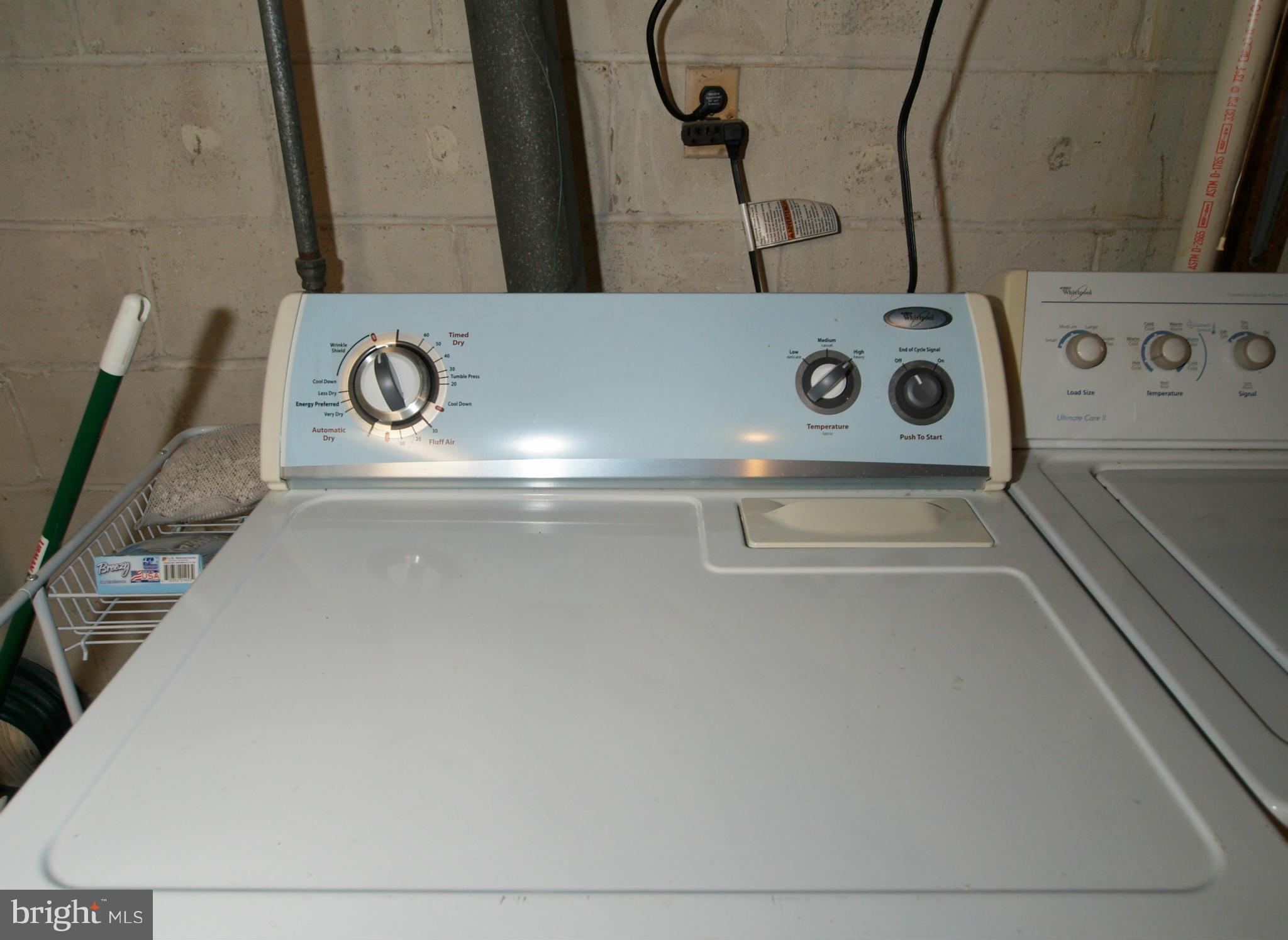 4395 Crest Heights Road Baltimore, MD 21215 - Photo 22 of 26 Newer washer