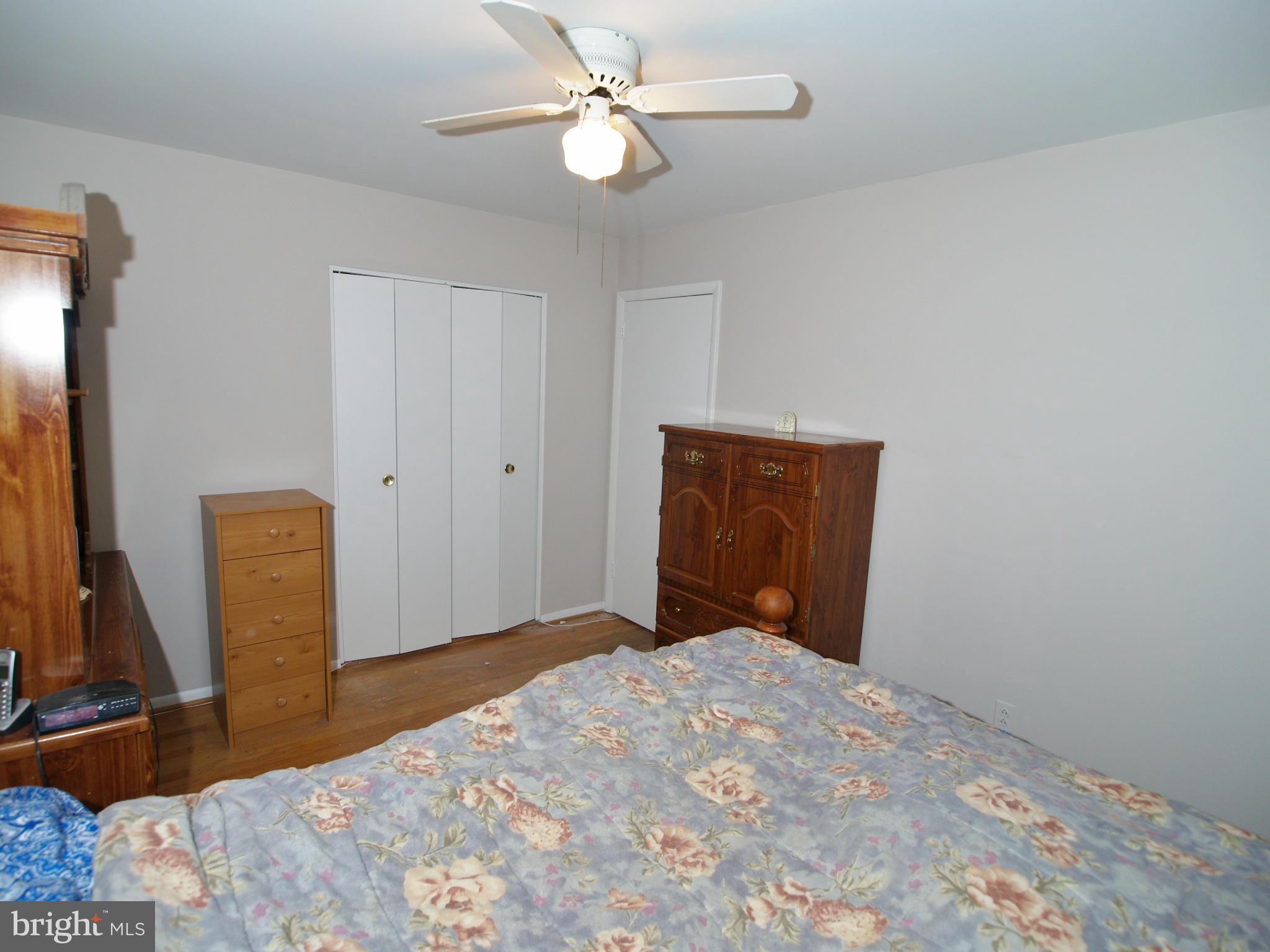 4395 Crest Heights Road Baltimore, MD 21215 - Photo 10 of 26 Bedroom (Master)