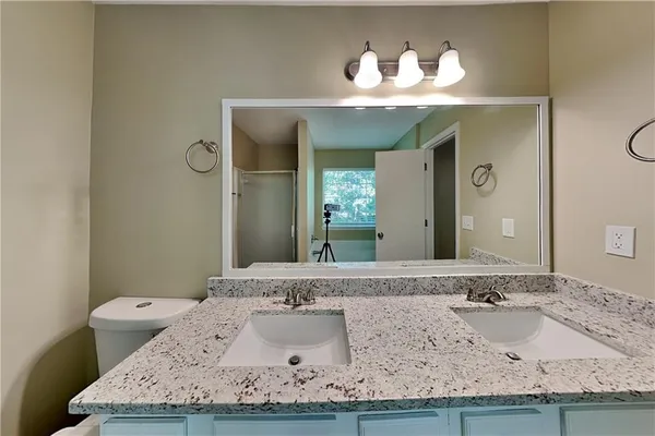 $2,400 | 4220 East Meadow Drive, Duluth, GA 30096