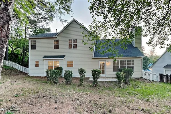 $2,400 | 4220 East Meadow Drive, Duluth, GA 30096