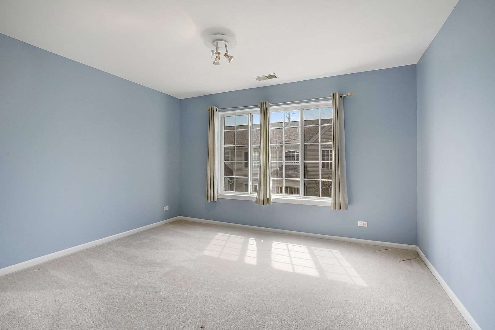 3371 Ravinia Circle Aurora, IL 60504 - Photo 8 of 15