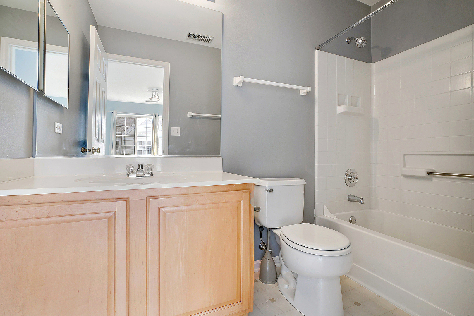 3371 Ravinia Circle Aurora, IL 60504 - Photo 9 of 15