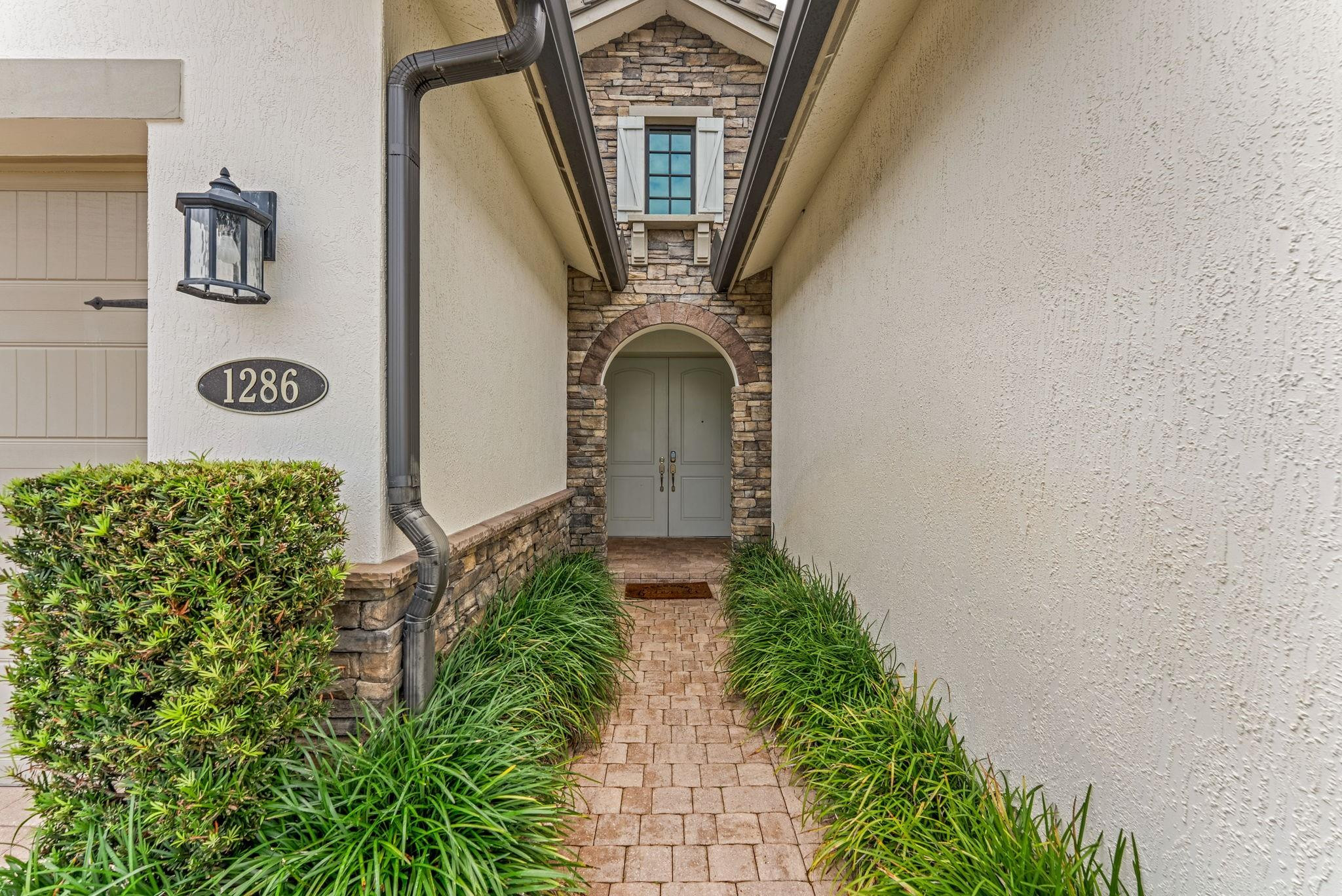 1286 Southwest 113th Way Pembroke Pines, FL 33025 - Photo 2 of 42 Photo 2