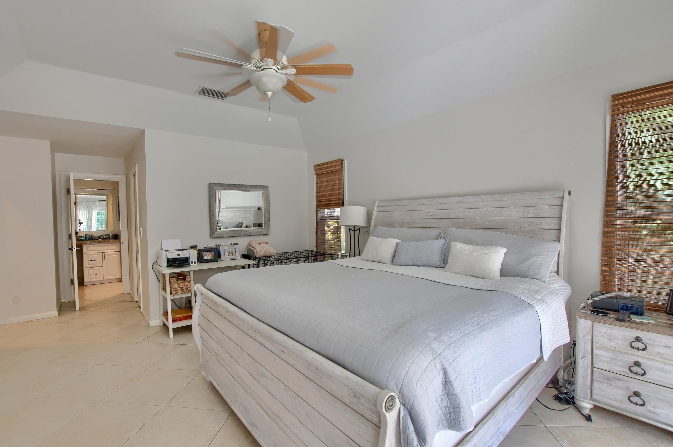 1860 Parkside Circle South Boca Raton, FL 33486 - Photo 13 of 47 31_ebf_0673-hdr(5)