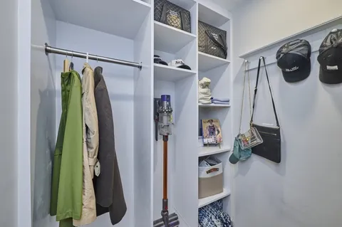 $1,125,000 | 213 Green Street, Unit 2, Cambridge, MA 02139