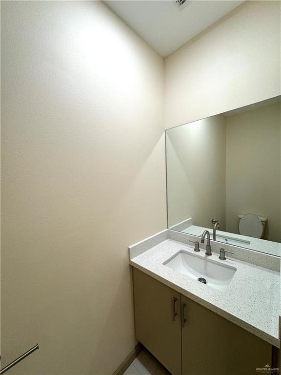 2810 Stablewood Mission, TX 78574 - Photo 7 of 18 a bathroom with a sink and a mirror