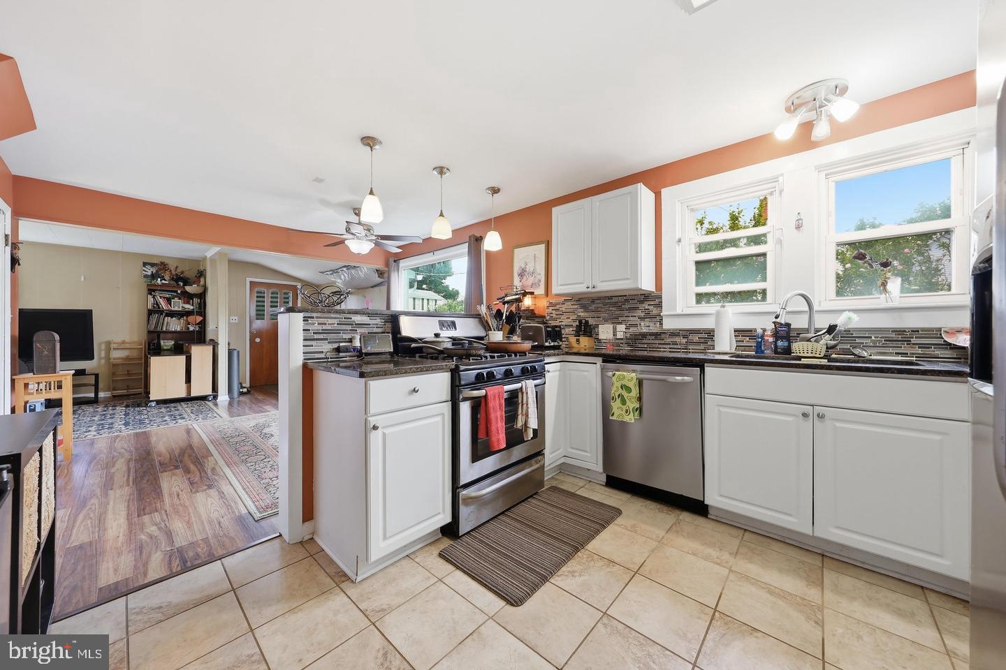 25327 Highfield Road Cascade, MD 21719 - Photo 14 of 52 Kitchen