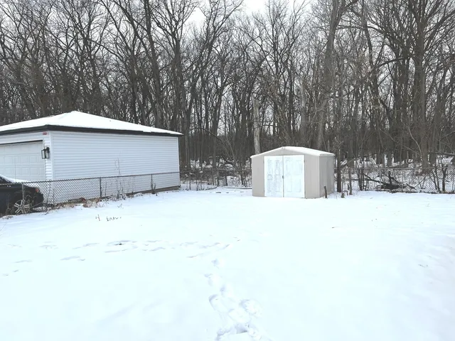 $244,000 | 147 East Maple Drive, Glenwood, IL 60425