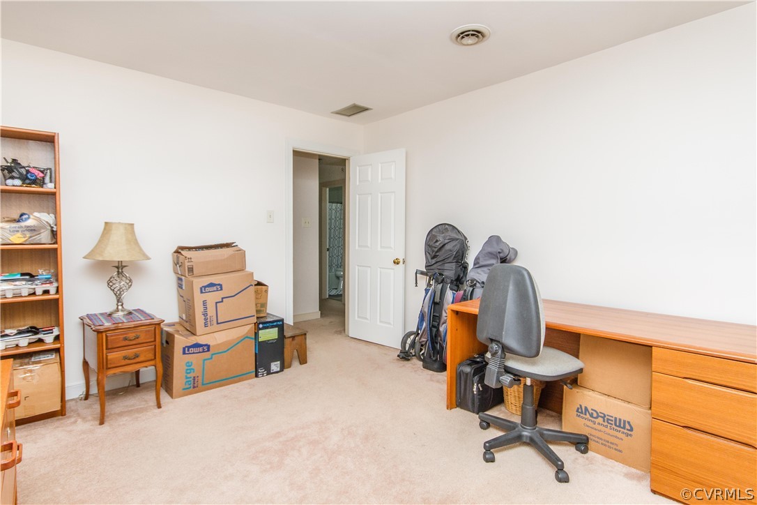 14010 Fiddlers Ridge Road Midlothian, VA 23112 - Photo 30 of 36 a view of a room with gym equipment