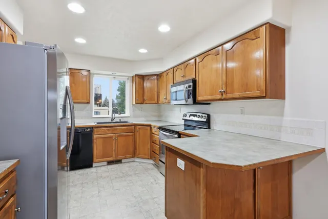 $570,000 | 18609 East 9th Court, Spokane Valley, WA 99016