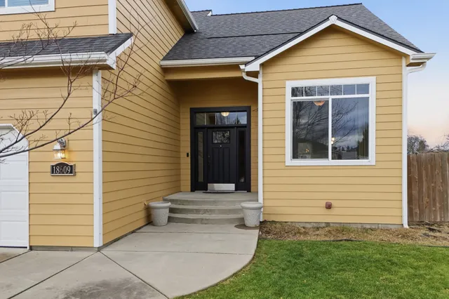 $570,000 | 18609 East 9th Court, Spokane Valley, WA 99016