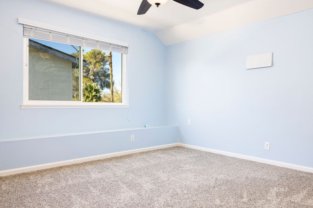 812 Lynn Way Ridgecrest, CA 93555 - Photo 29 of 48