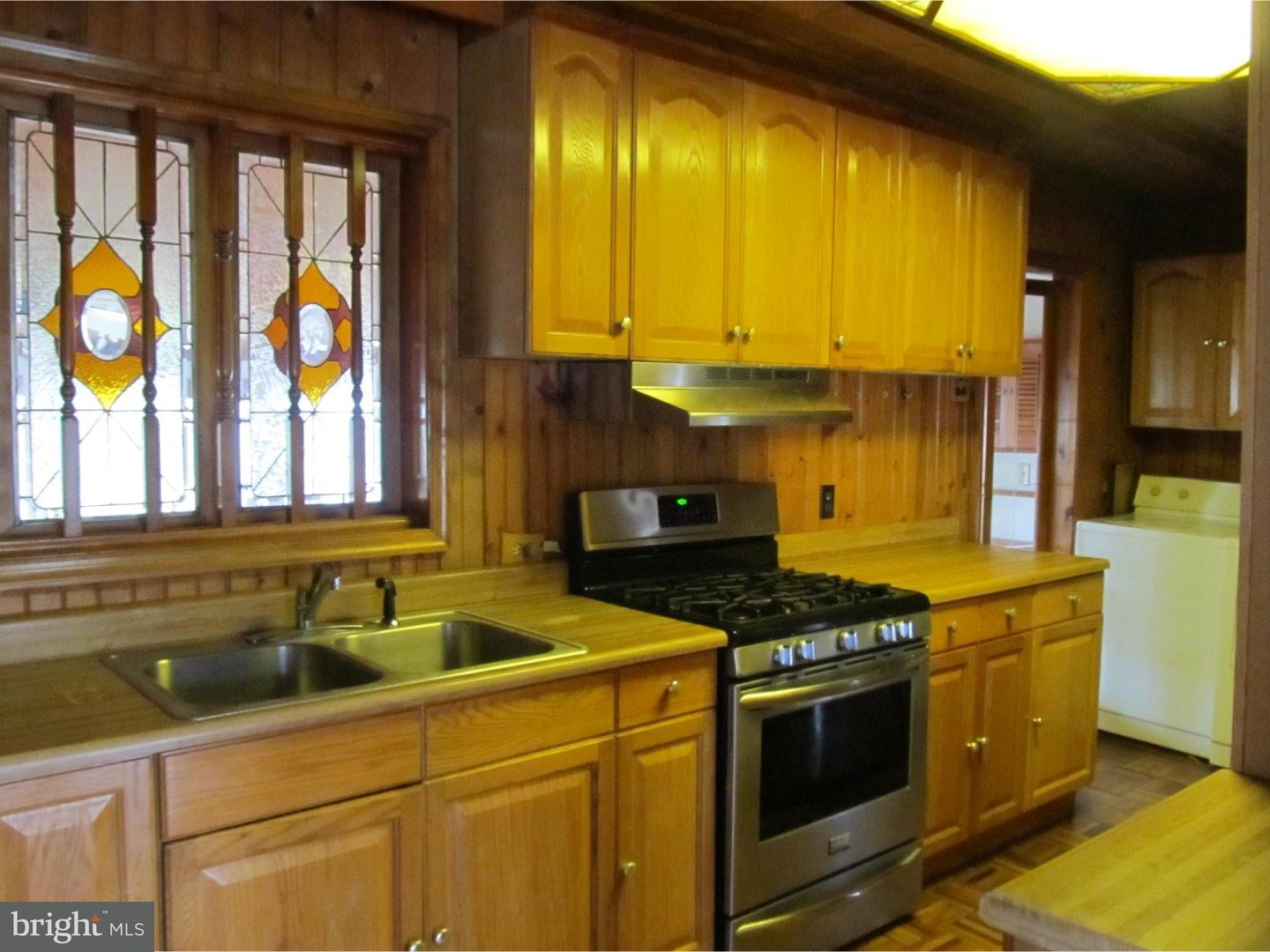 514 Cains Mill Road Williamstown, NJ 08094 - Photo 6 of 15 Kitchen