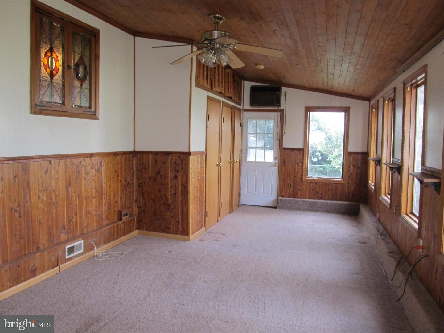 514 Cains Mill Road Williamstown, NJ 08094 - Photo 9 of 15 Family Room