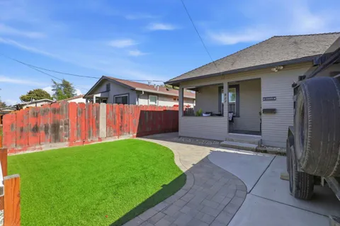 $550,000 | 827 Central Avenue, Hollister, CA 95023