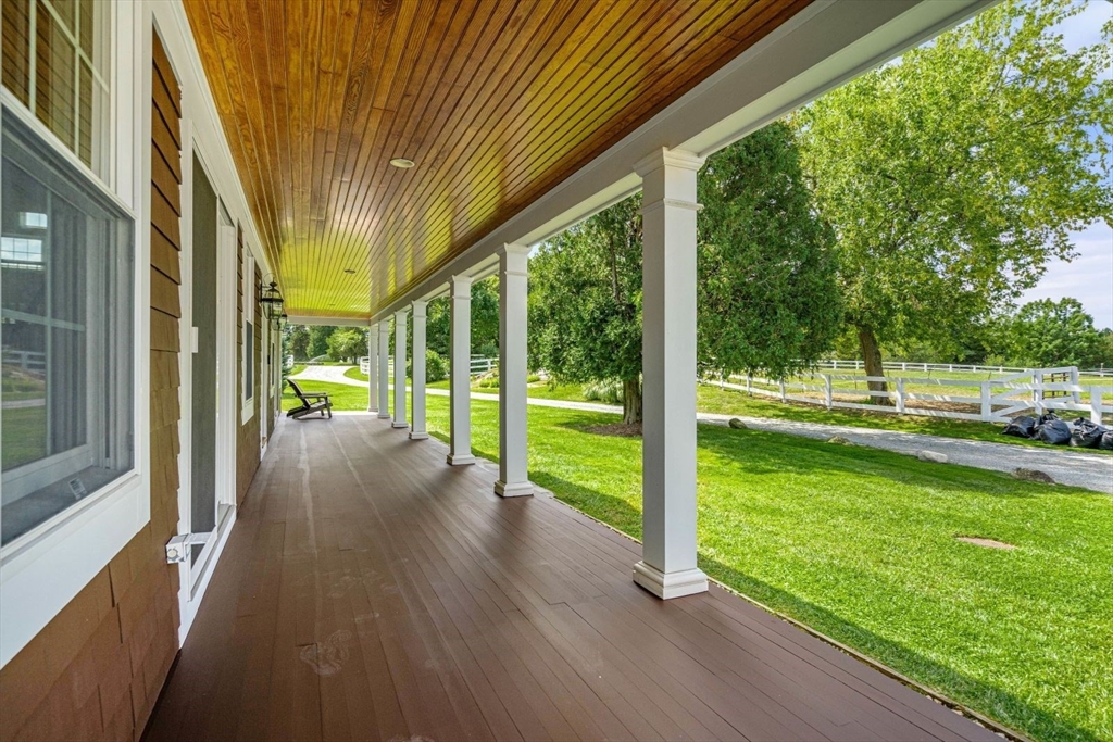 1 Hunt Drive, Unit 1B Dover, MA 02030 - Photo 4 of 28