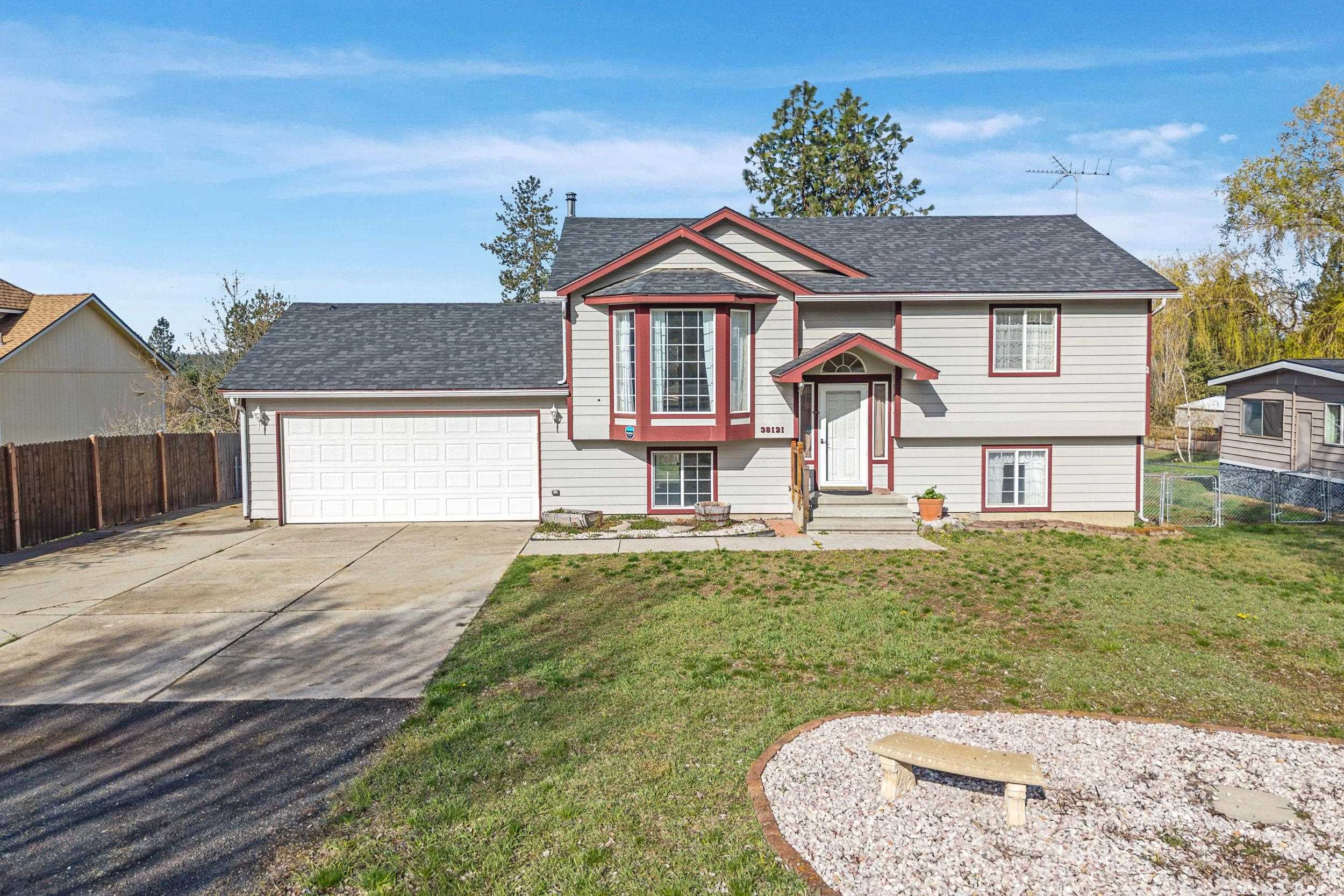 38121 North Frontage Road Elk, WA 99009 - Photo 1 of 44 Gallery Image 1