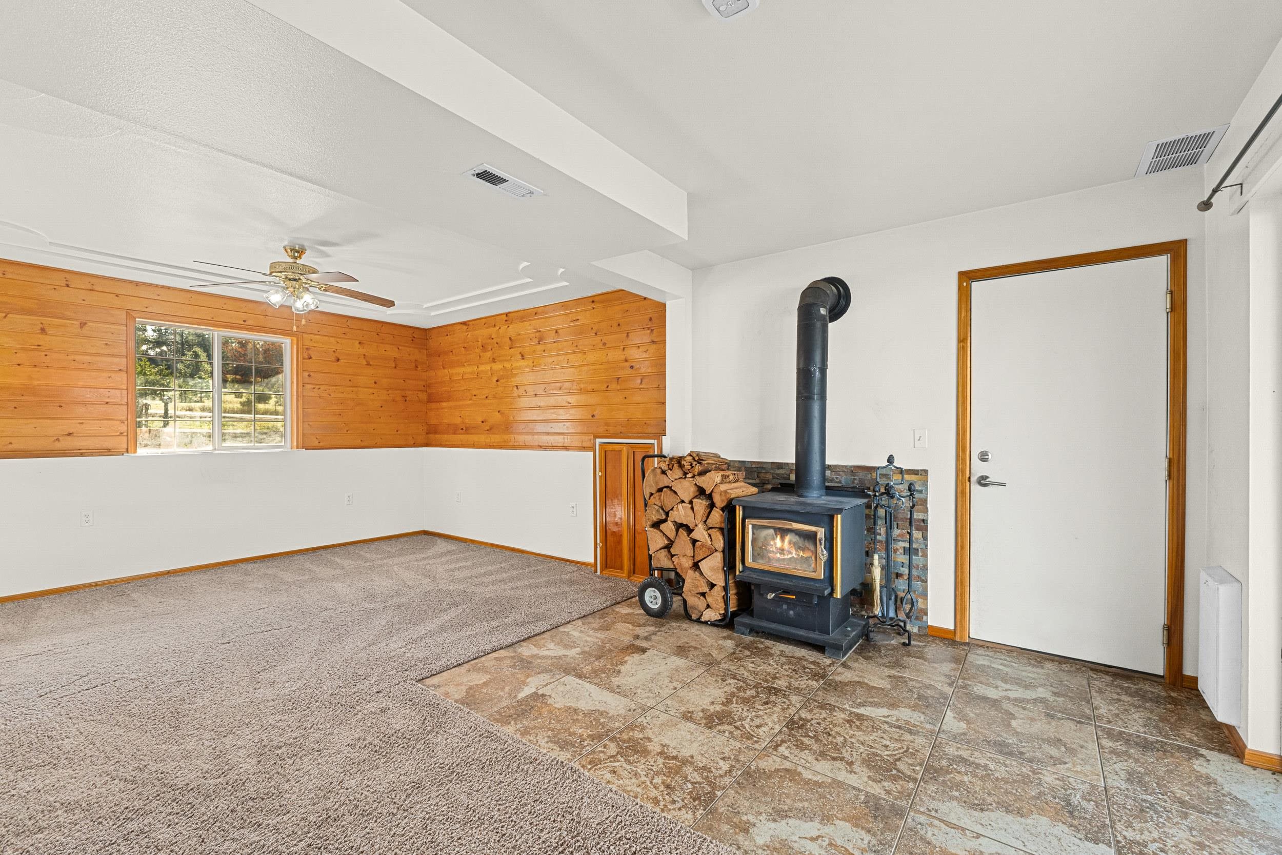 38121 North Frontage Road Elk, WA 99009 - Photo 31 of 44 Gallery Image 31