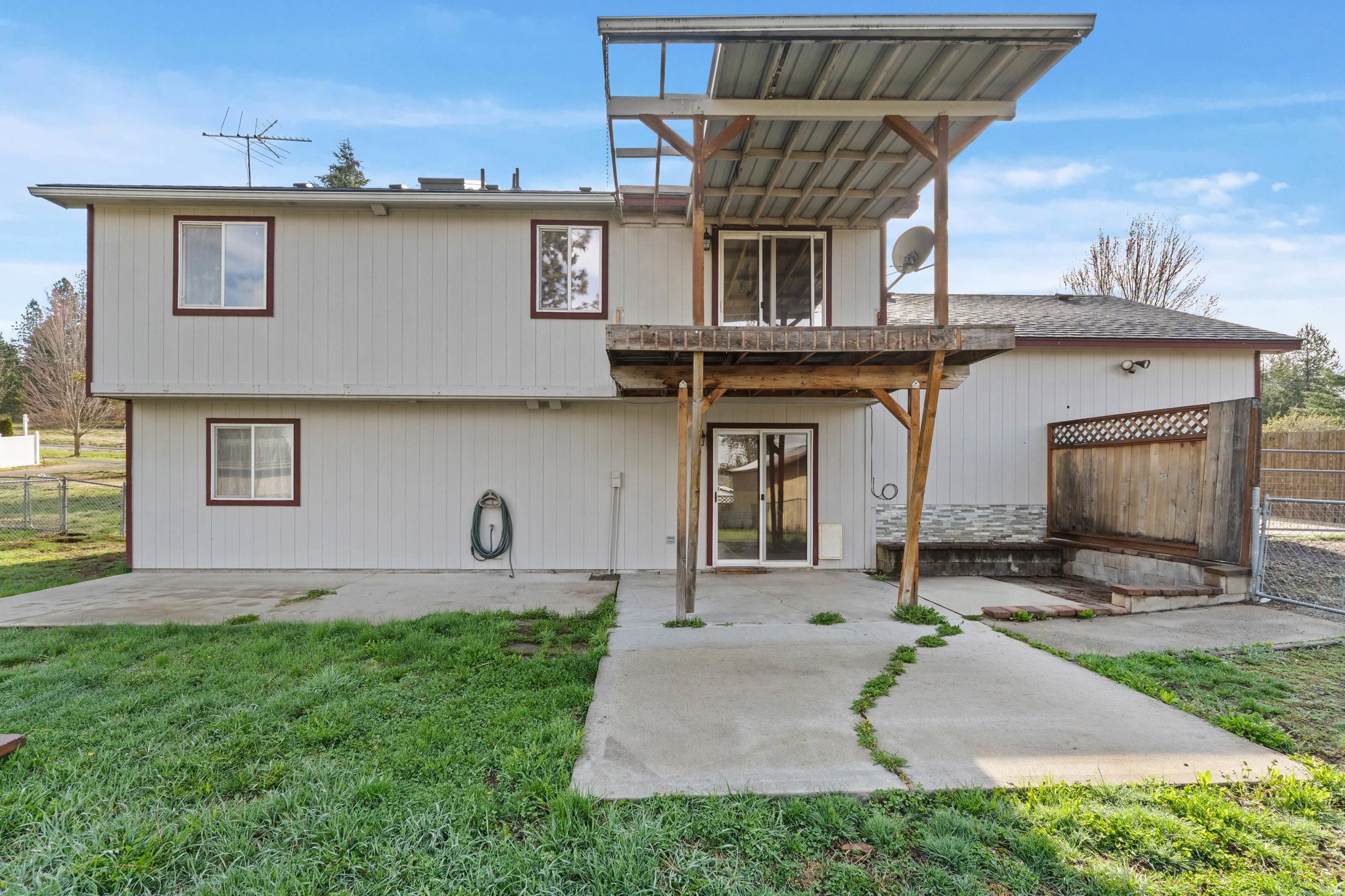 38121 North Frontage Road Elk, WA 99009 - Photo 9 of 44 Gallery Image 9