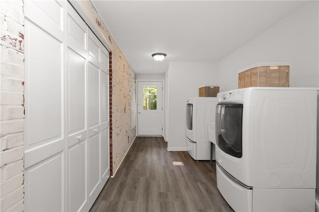 276 Oakville Road Beaver Falls, PA 15010 - Photo 20 of 25 Laundry will not feel like a chore in this main floor laundry room!