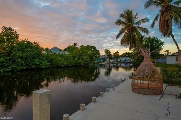 $3,500 | 507 14th Street North, Naples, FL 34102