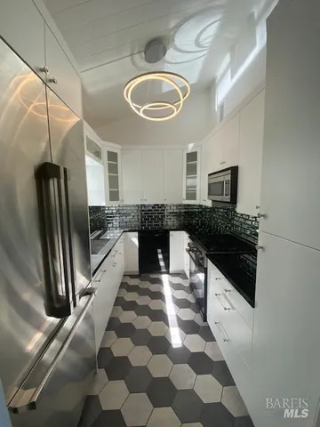 $5,950 | 349 Sausalito Boulevard, Sausalito, CA 94965