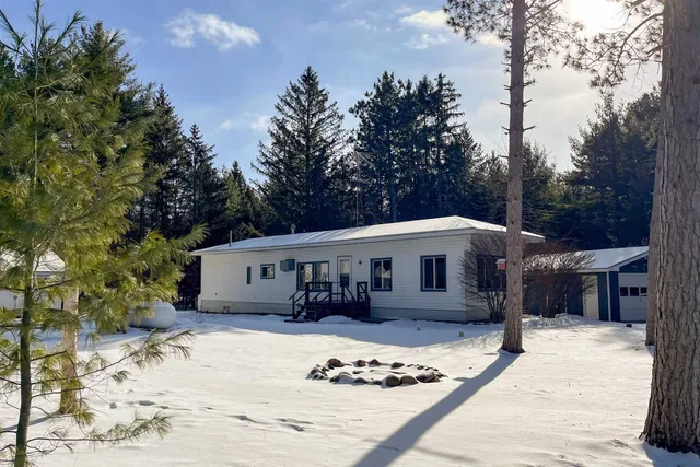 $125,000 | N5882 8th Court, Westfield, WI 53964