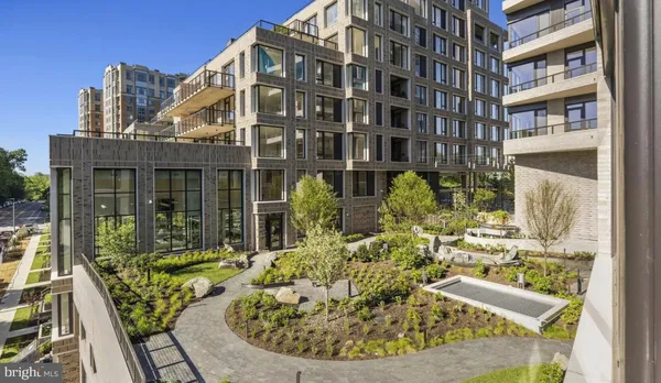 $6,942 | 10511 Strathmore Hall Street, Unit 2B3B325, North Bethesda, MD 20852