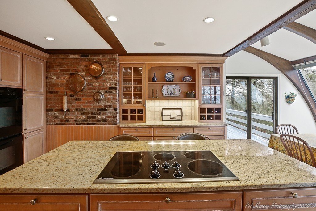 1 Big Rock Road Manchester, MA 01944 - Photo 6 of 41 Gallery Image 6