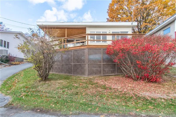 $329,000 | 19474 Crestview Drive, Orleans, NY 13640